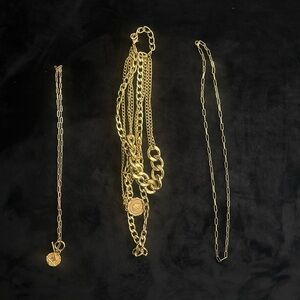 Costume Gold Jewelry Lot of 3 Necklaces- Excellent Condition Great for Layering